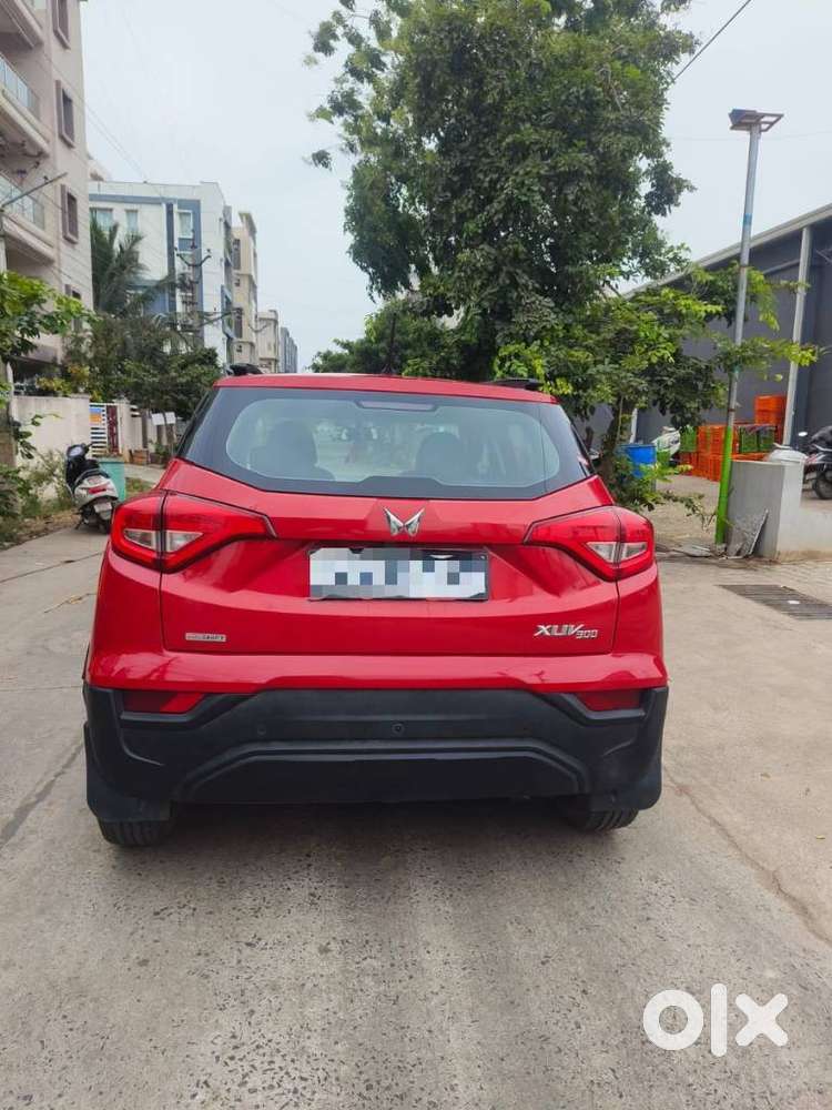 Mahindra Xuv300 W6 Amt Diesel, 2023, Diesel