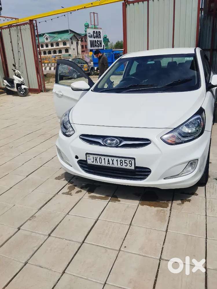 Hyundai Verna 2012 Diesel Well Maintained