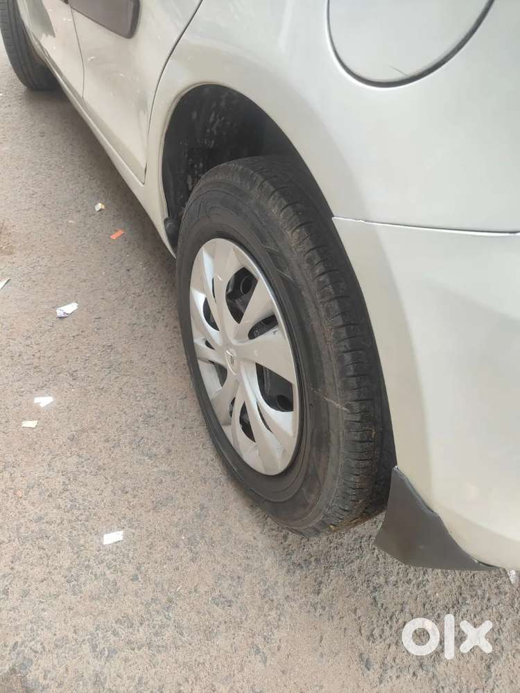 Maruti Suzuki Swift Vxi, 2013, Petrol