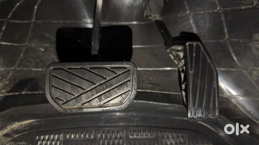 Maruti Suzuki Swift Amt Vxi, 2023, Petrol