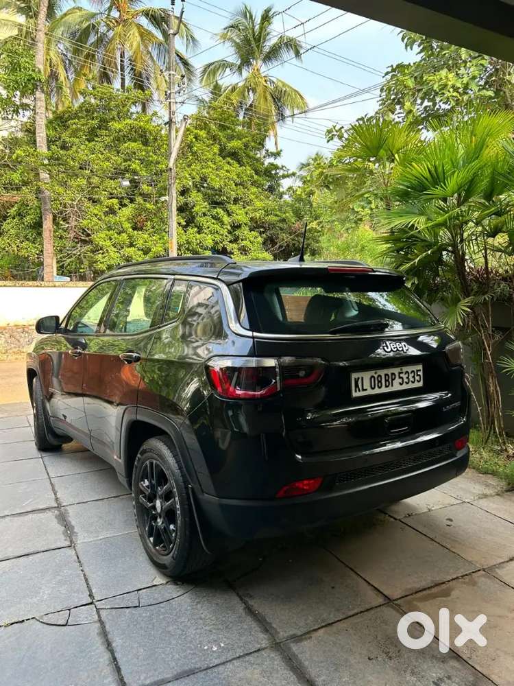 Jeep Compass Limited 2.0 Diesal Manual Black , Excellent Condtion Sale