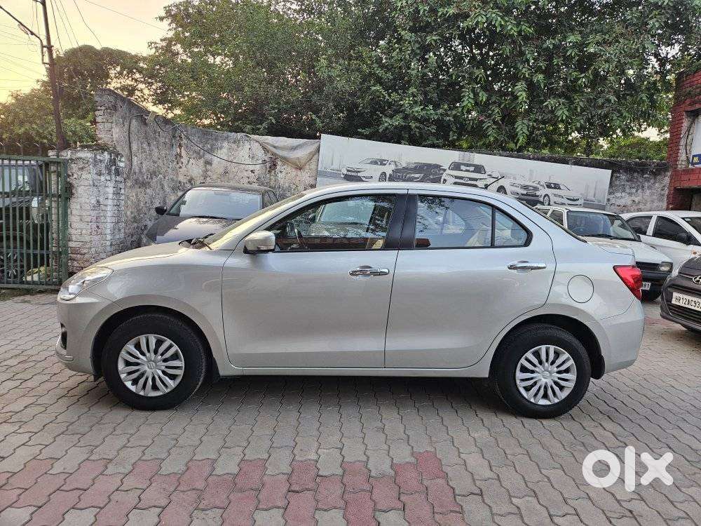 Maruti Suzuki Dzire 1.2 Vxi, 2019, Petrol