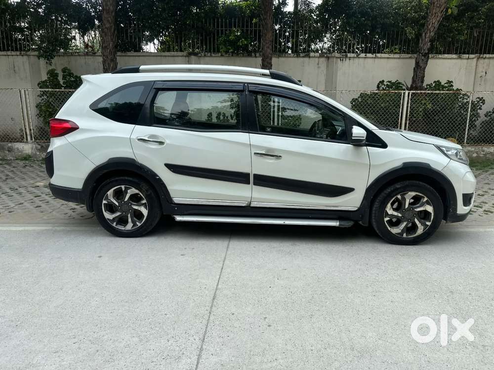 Honda Br-v 1.5 Vx Style Edition I-vtec Mt, 2016, Cng & Hybrids