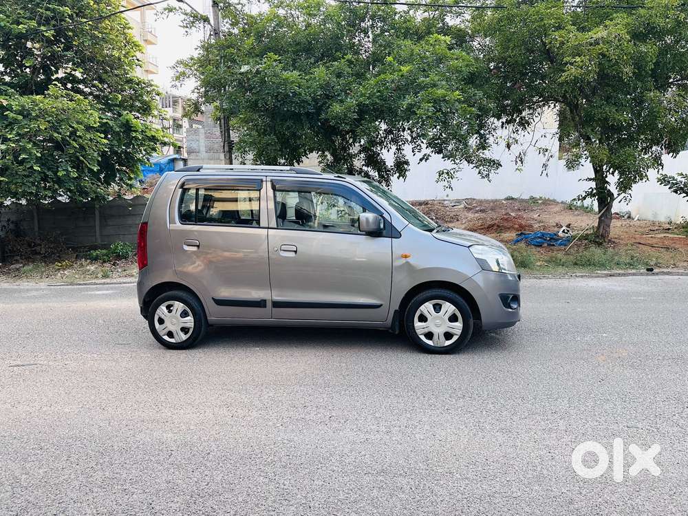 Maruti Suzuki Wagon R Vxi Plus Mt, 2018, Petrol