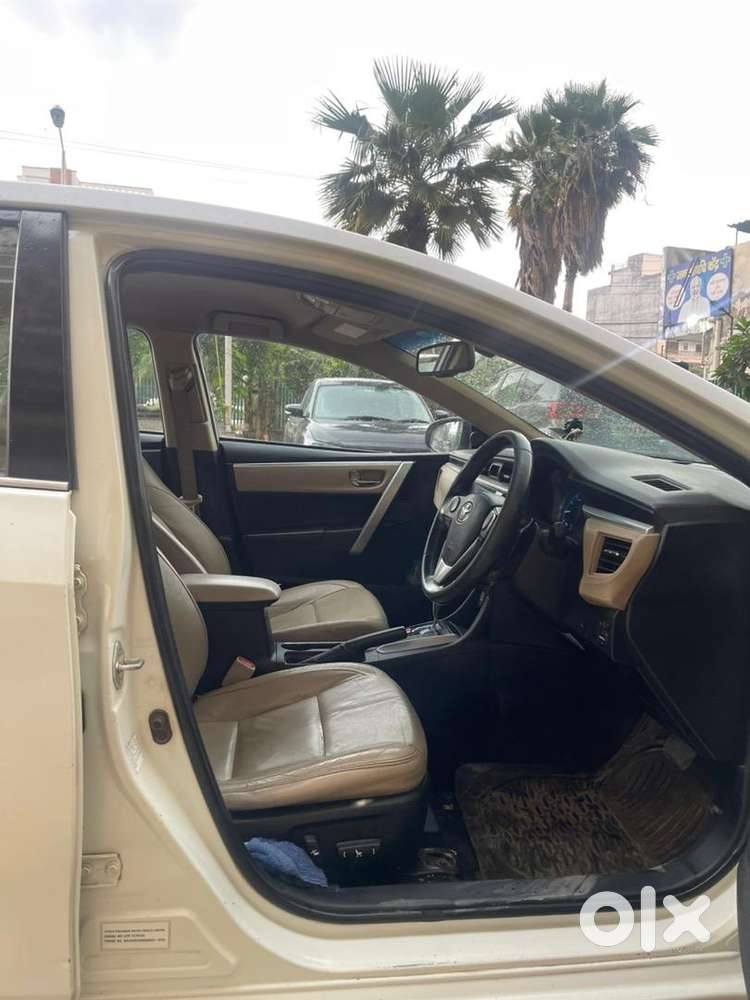 Toyota Corolla Altis 2016 Petrol Well Maintained