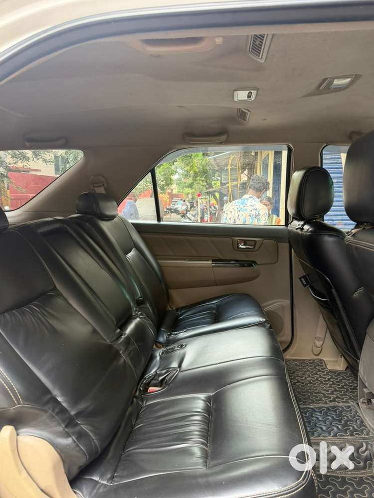Toyota Fortuner 2013 Diesel Well Maintained