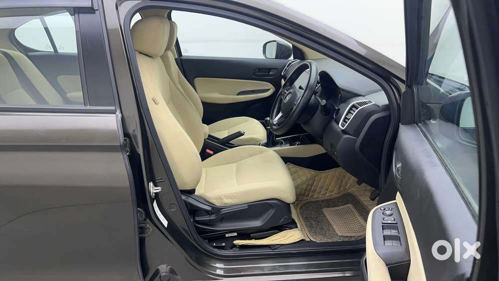 Honda City I-vtec V, 2022, Petrol