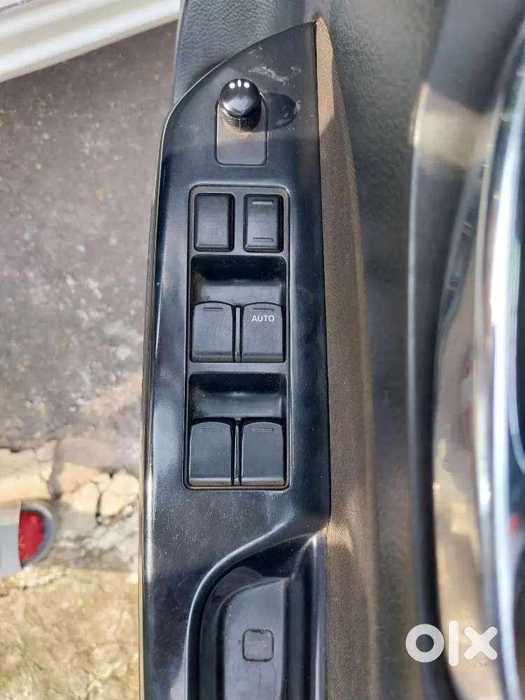 2013 Maruti Suzuki Swift Petrol Manual 85000 Km