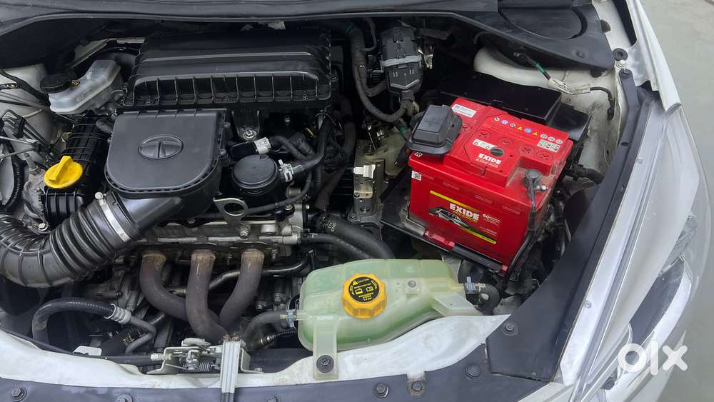 Tata Tiago Xza, 2018, Petrol