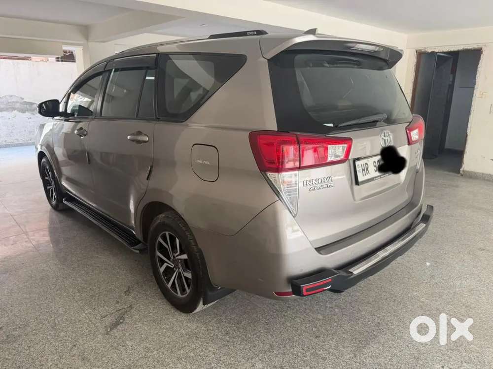 Toyota Innova Crysta 2020