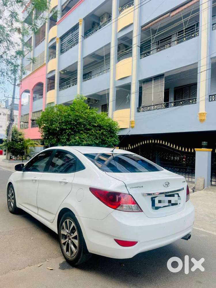 Hyundai Verna Fluidic 1.6 Vtvt Sx, 2014, Diesel