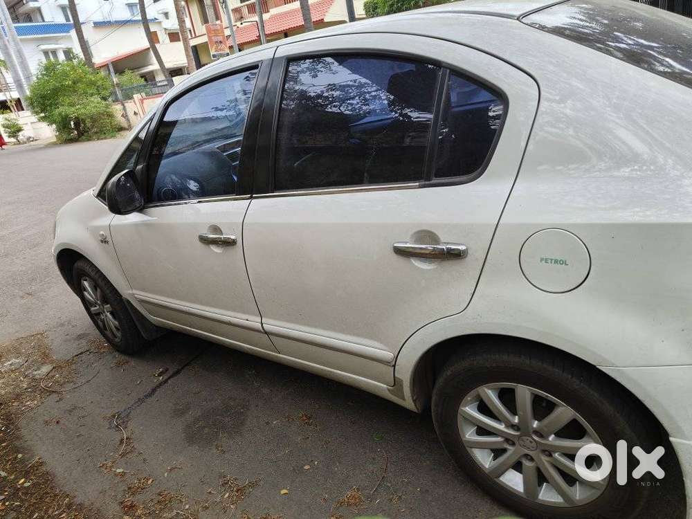 Maruti Suzuki Sx4 2007-2012 Green Vxi (cng), 2010, Petrol