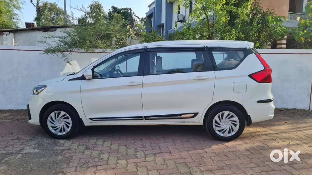 Maruti Suzuki Ertiga Vxi Cng, 2023, Cng & Hybrids
