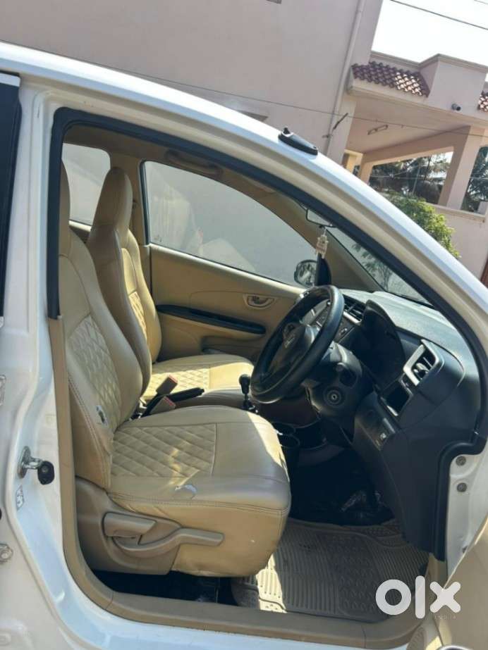 Honda Brio S Mt, 2017, Petrol