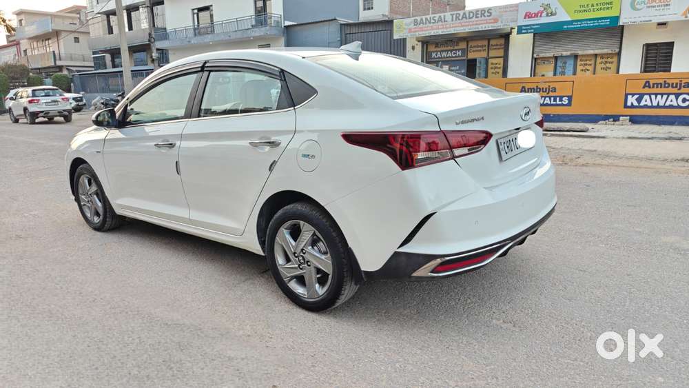 Hyundai Verna 1.5 Sx Diesel At, 2021, Diesel