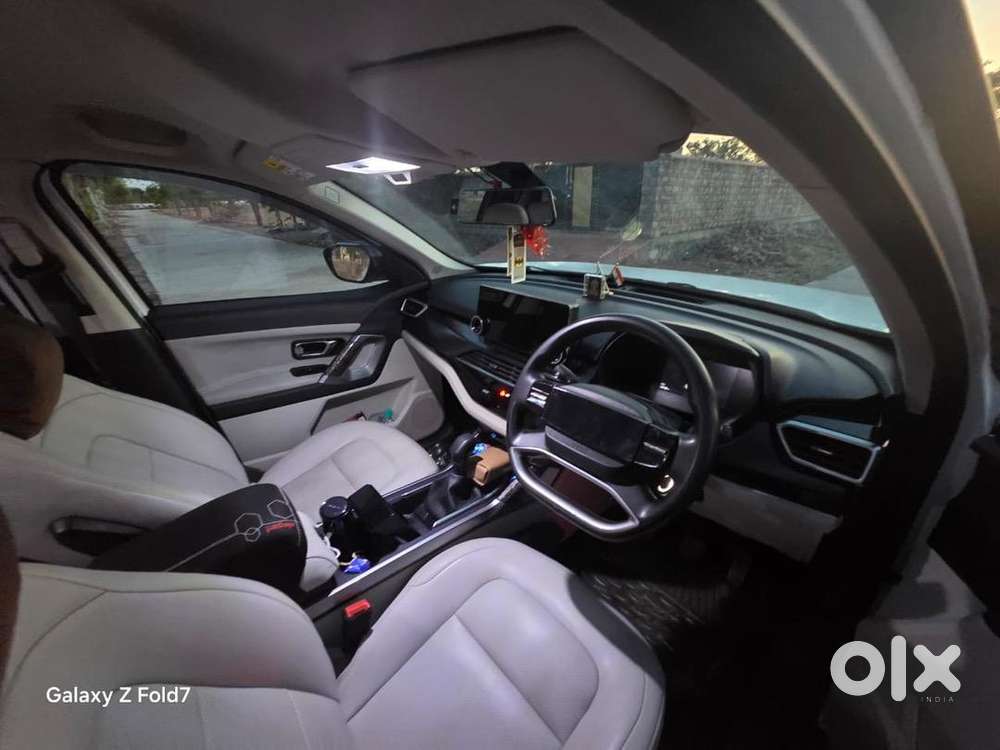Safari Smart (o) Without Sunroof 2024