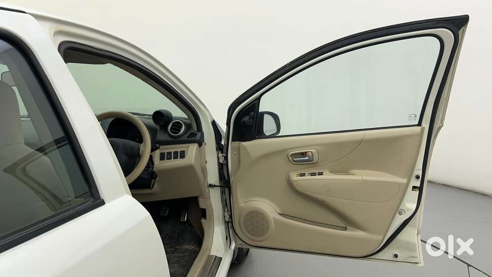 Maruti Suzuki A-star 1.0 Zxi, 2013, Petrol