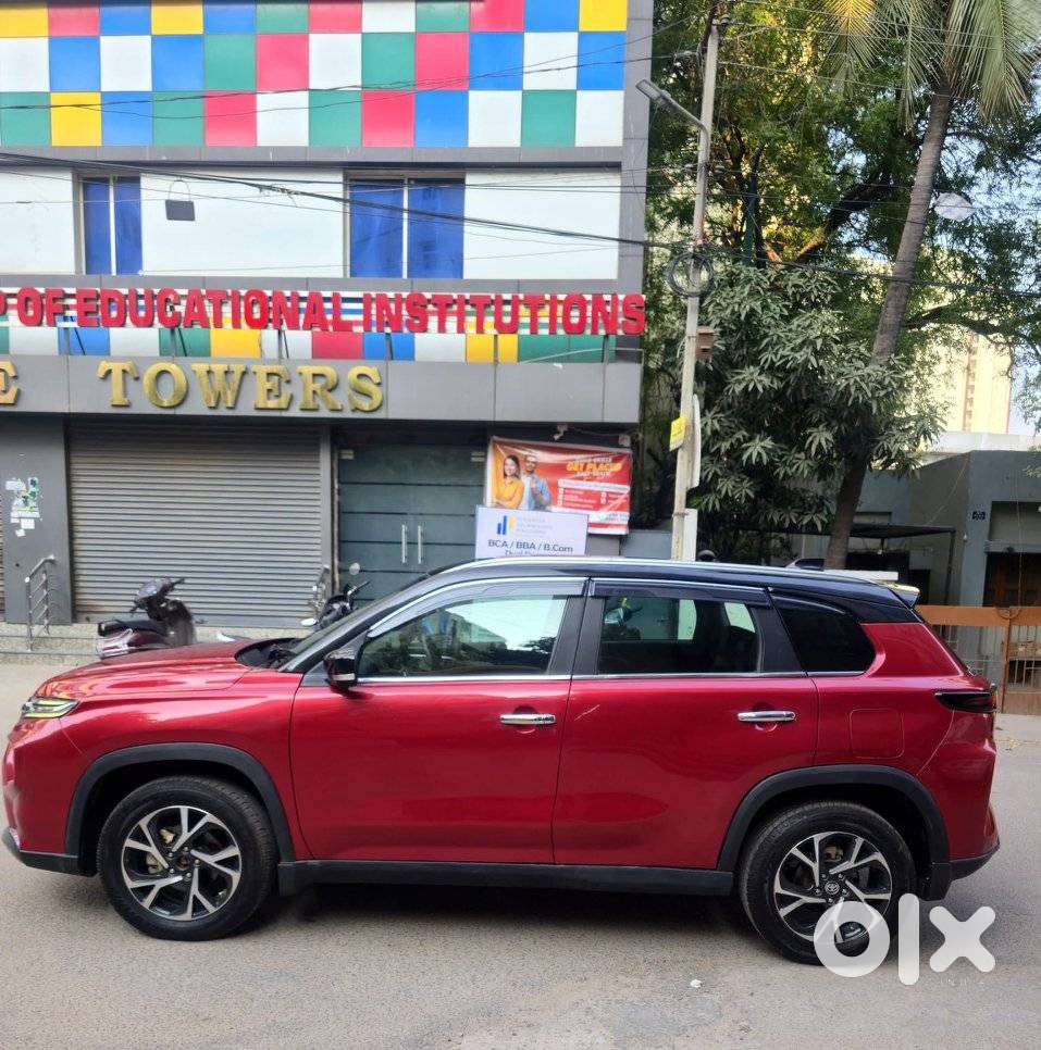 Toyota Urban Cruiser Hyryder 1.5 V Hybrid, 2023, Petrol