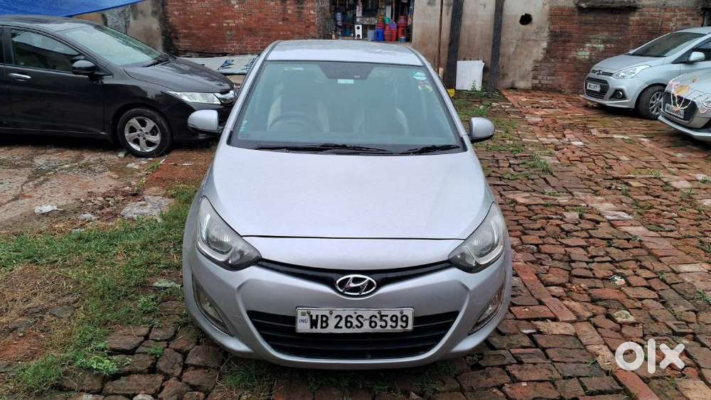 Hyundai I20 Sportz 1.2 Bs-iv, 2013, Petrol