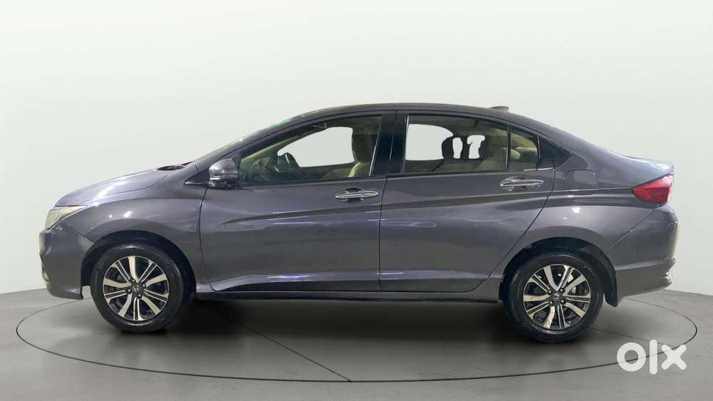 Honda City I-vtec V, 2018, Petrol