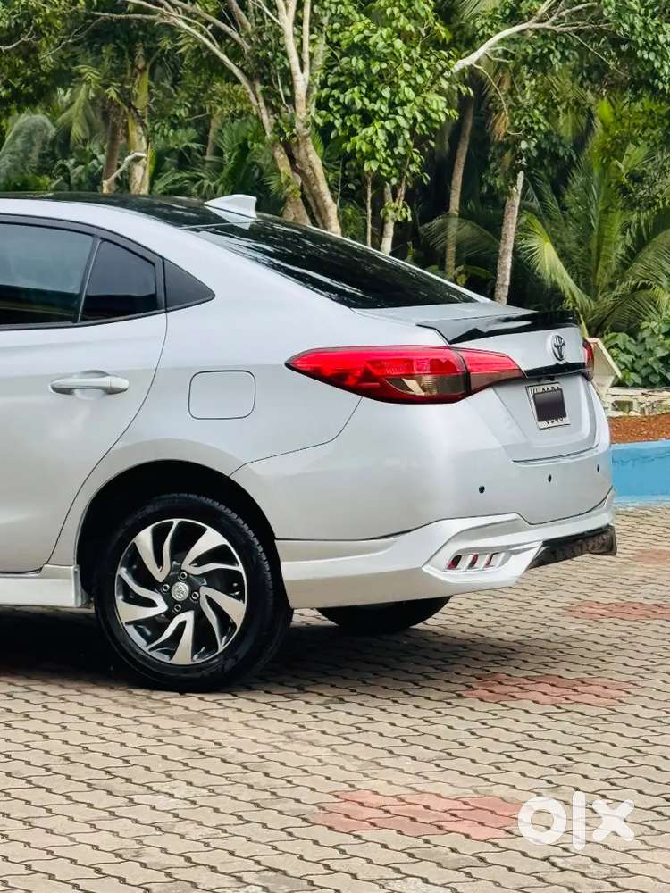 Automatic Toyota Yaris Petrol Well Maintained Car For Sale