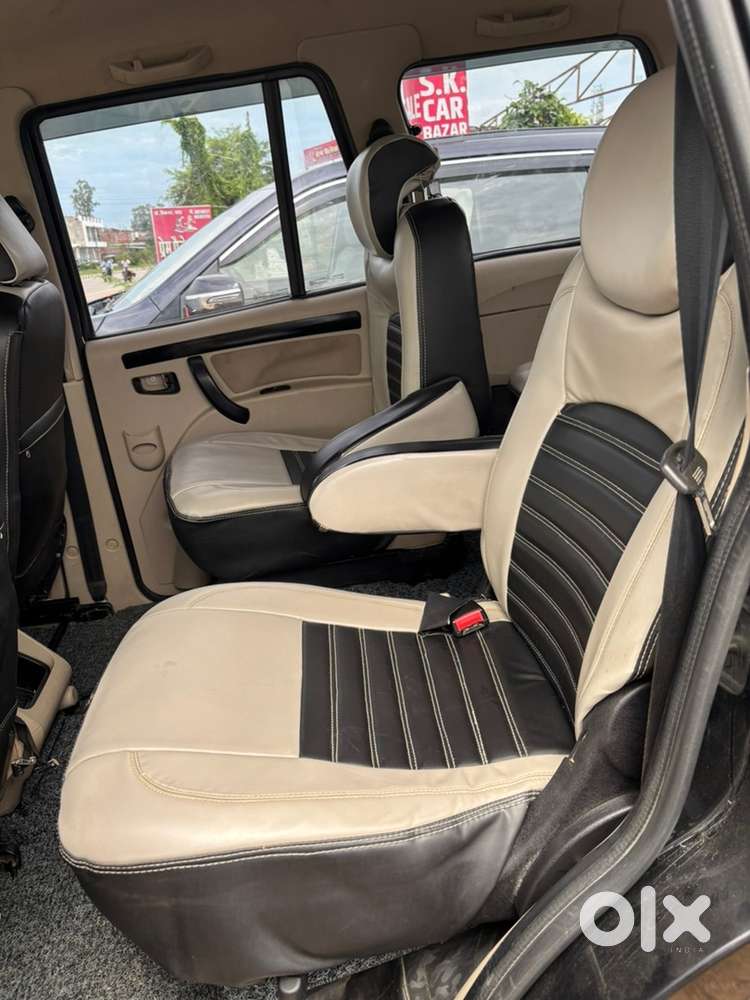 Mahindra Scorpio 2024 S11 First Owner Black
