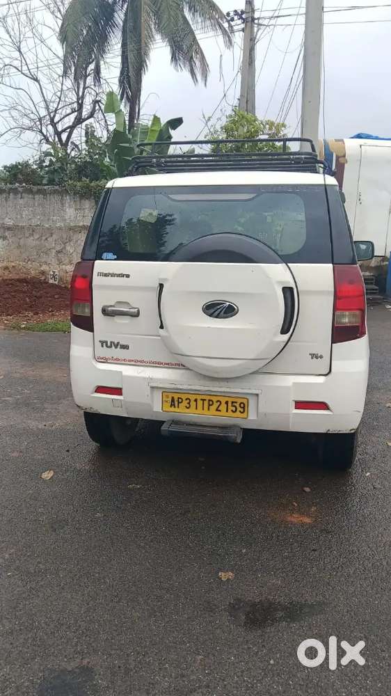 Mahindra Tuv 300 2018