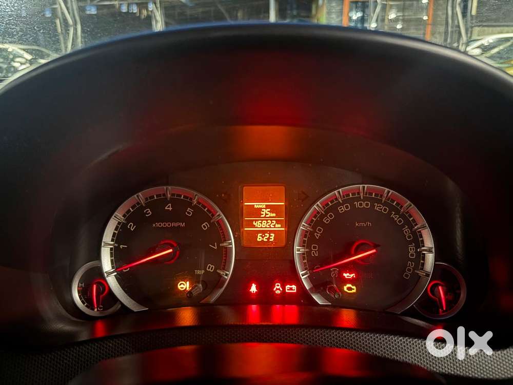 Maruti Suzuki Swift Vxi + Manual, 2015, Petrol