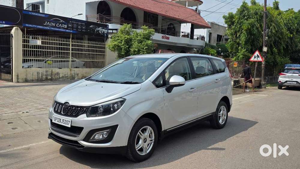 Mahindra Marazzo M6, 2019, Diesel