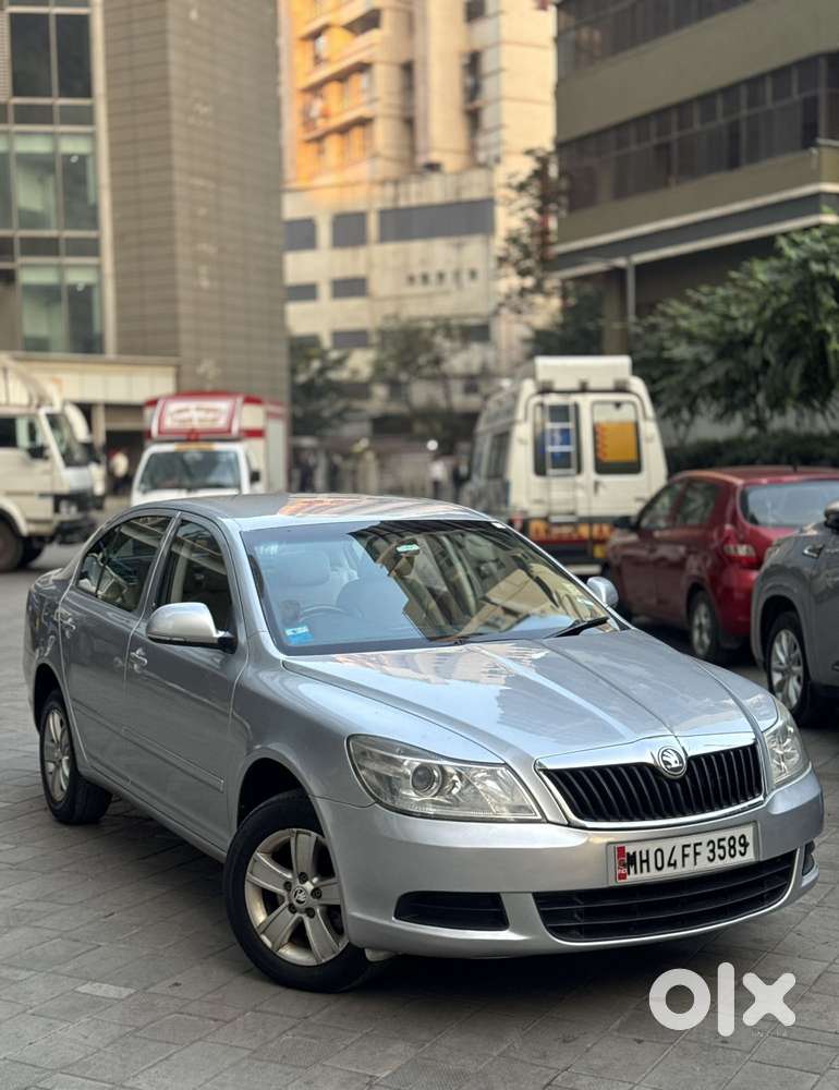 Skoda Laura 1.8 Tsi Ambiente, 2012, Petrol