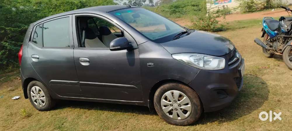 Hyundai I10 Sportz 2012 Model