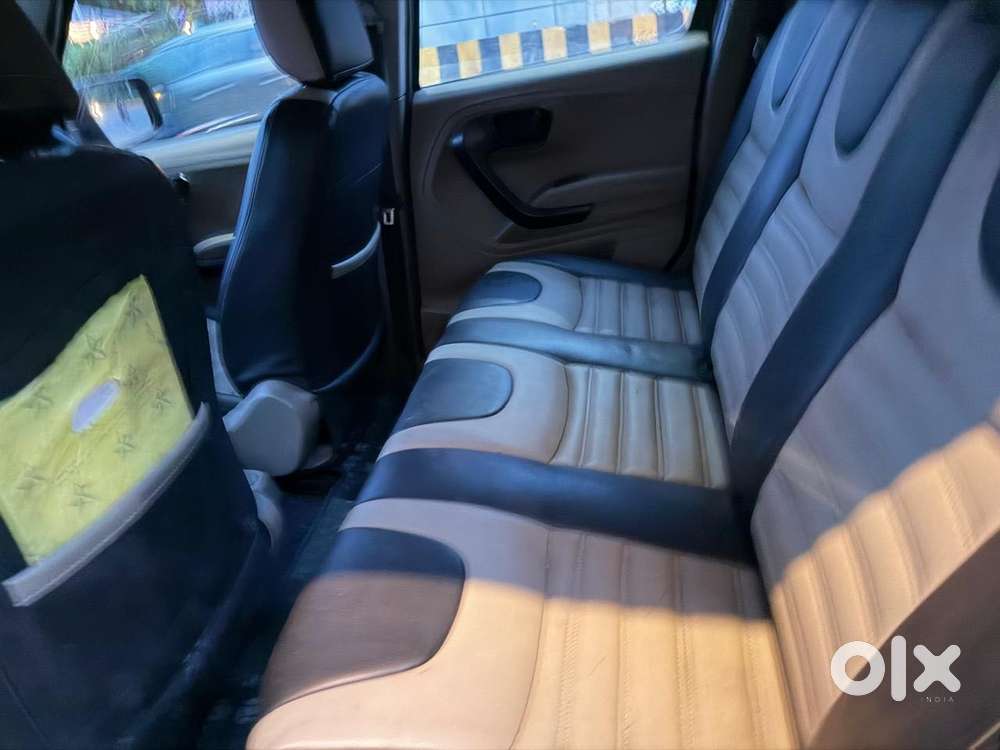 Mahindra Tuv 300 T6 Plus, 2016, Diesel