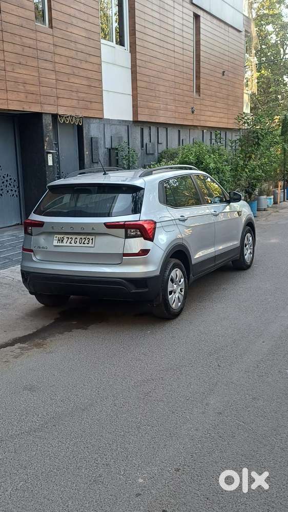 Skoda Kushaq 1.0 Tsi Active, 2022, Petrol