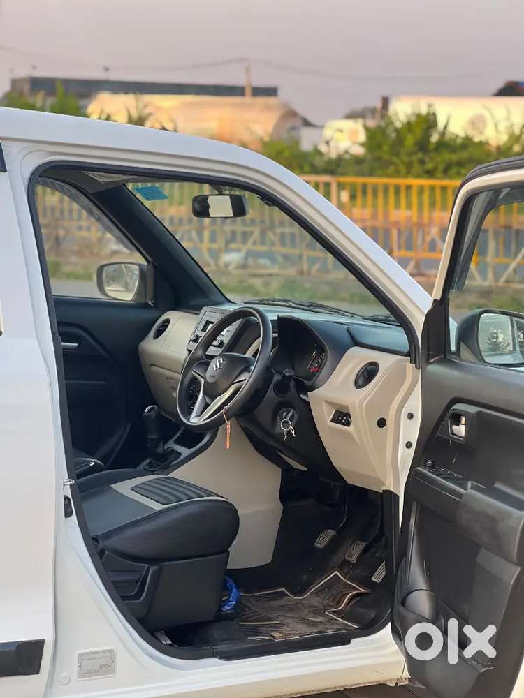Genuine 15000 Km Running Maruti Suzuki Wagon R 1.0 Vxi 2022 Petrol