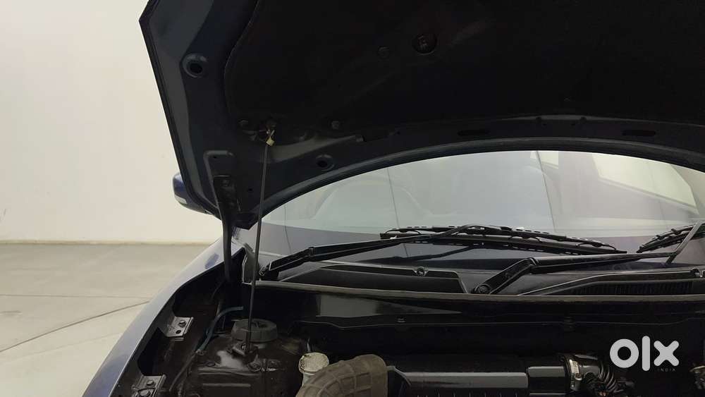 Maruti Suzuki Dzire 1.2 Zxi, 2017, Petrol