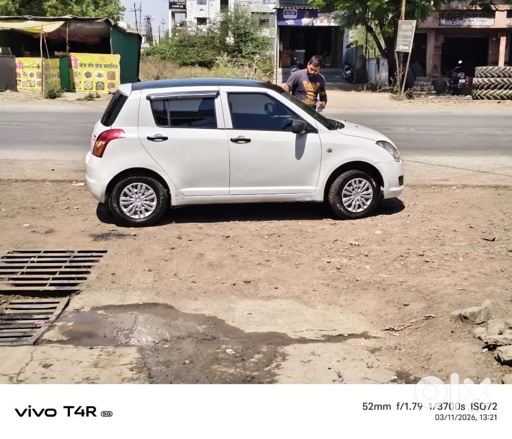 Maruti Suzuki Swift 2009 Petrol Well Maintained 2029 Valid All Clear