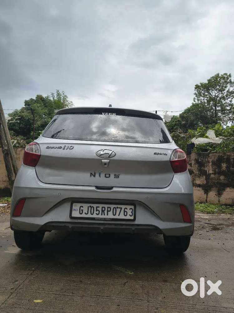 Hyundai Grand I10 Sportz Cng Manual 2022