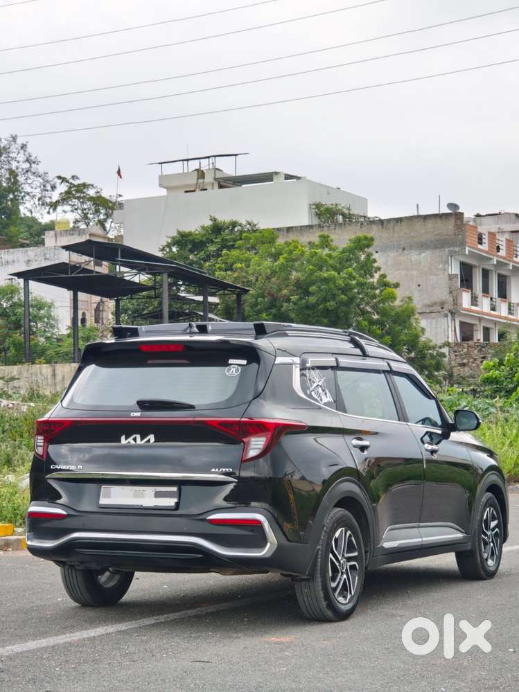 Kia Carens Luxury (o)1.5 Diesel At 7 Str, 2023, Diesel