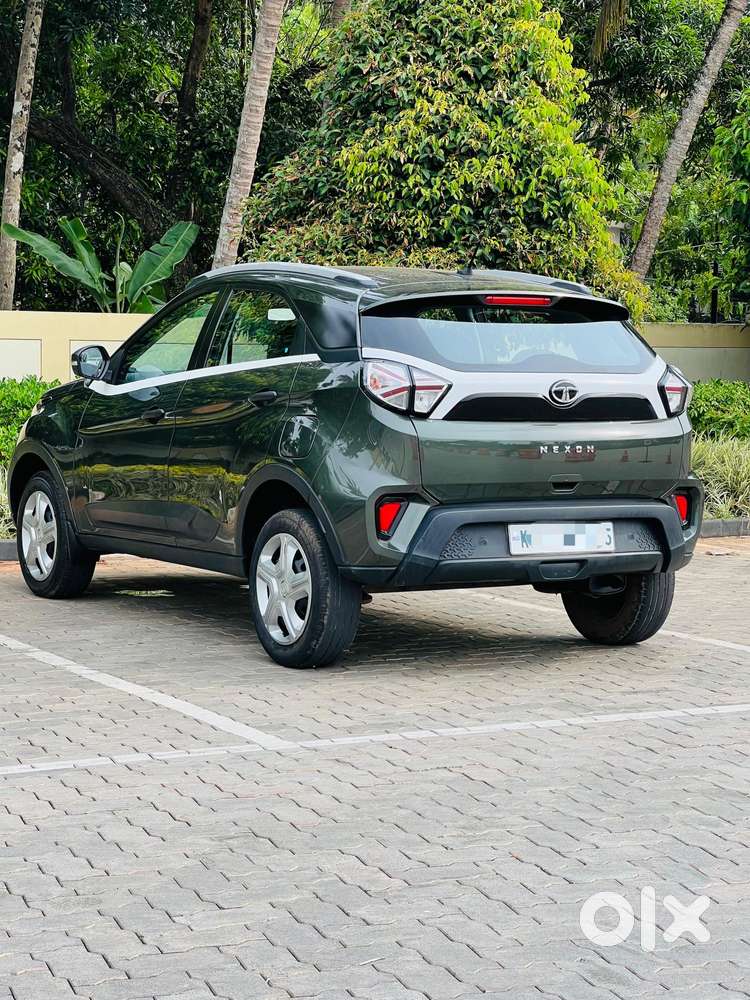 Tata Nexon 1.2 Revotron Xm (s), 2020, Petrol