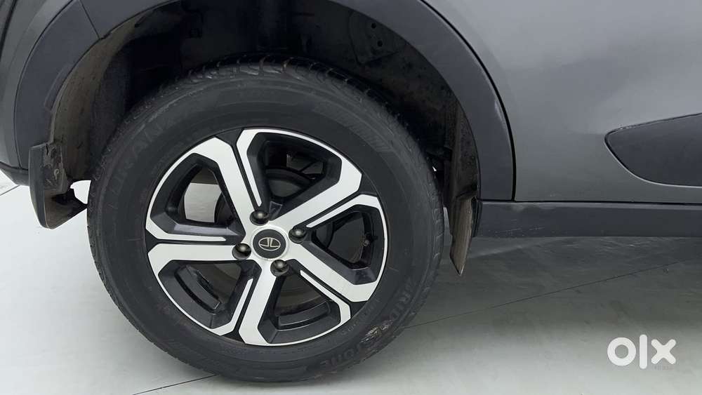 Tata Nexon 1.2 Revotron Xz Plus, 2022, Petrol