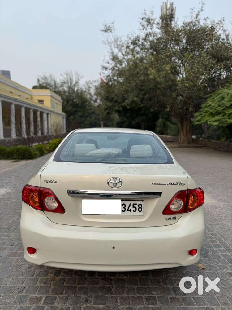 Toyota Corolla Altis