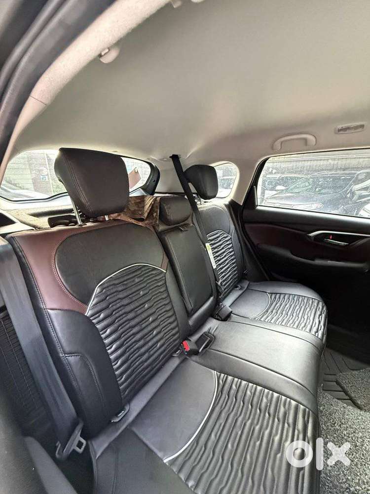 Maruti Suzuki Grand Vitara 1.5 Delta Smart Hybrid At, 2026, Petrol