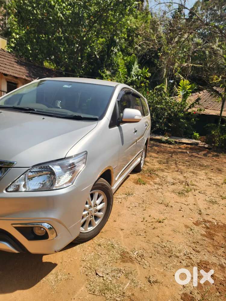 Toyota Innova 2014 Diesel Well Maintained