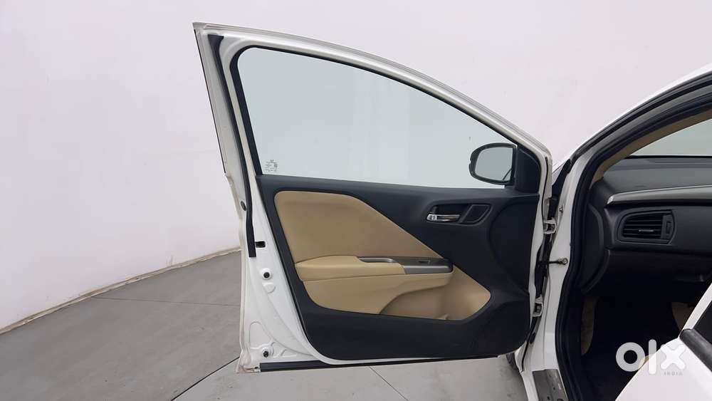 Honda City I-vtec S, 2016, Petrol