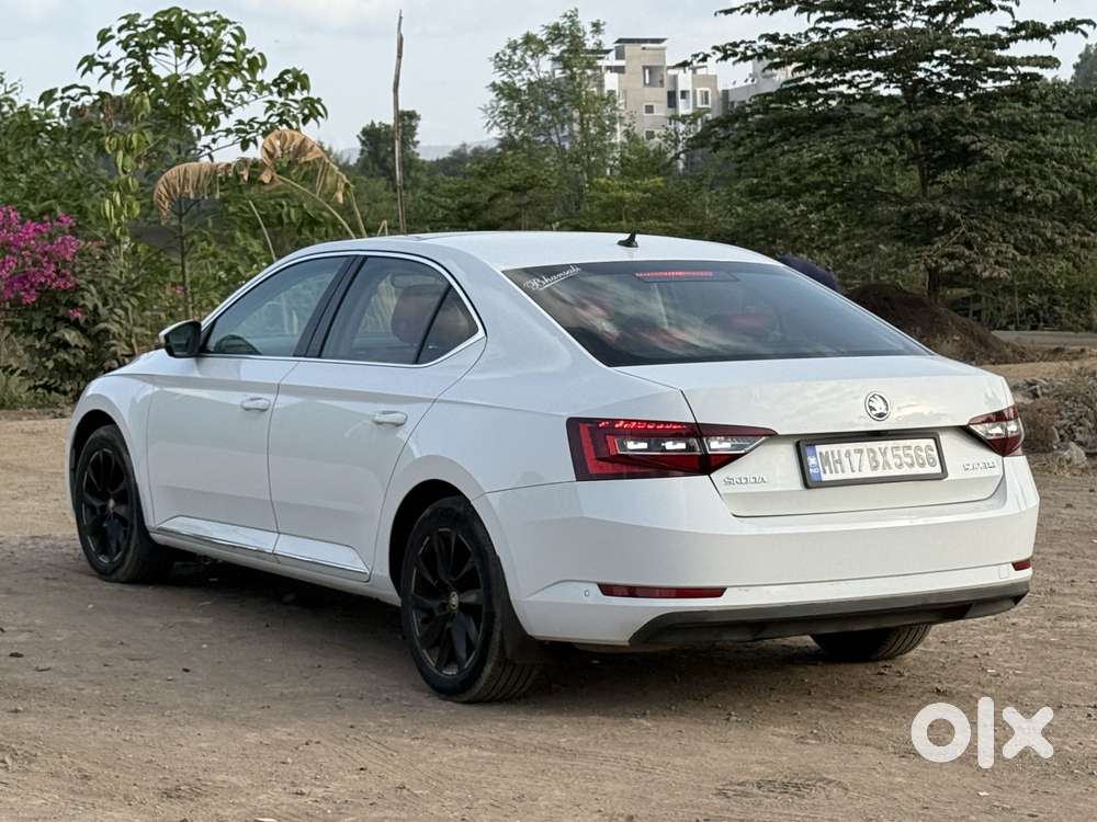 Skoda Superb L&k 2.0 Tdi At, 2019, Diesel
