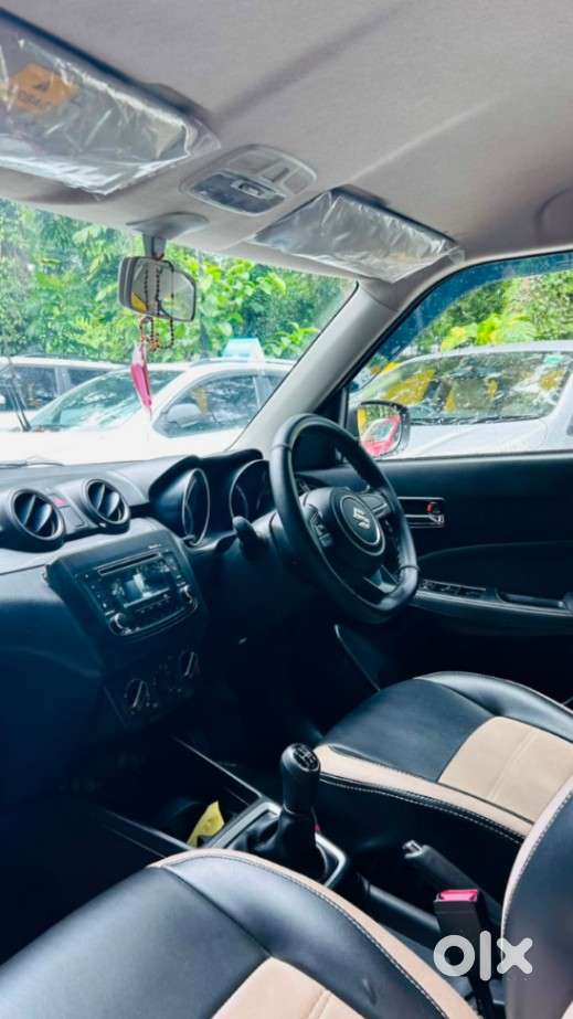 Maruti Suzuki Swift Vxi Optional, 2019, Petrol
