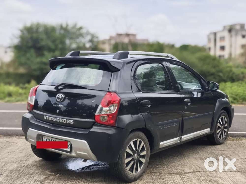 Toyota Etios Cross 1.5l V, 2015, Petrol