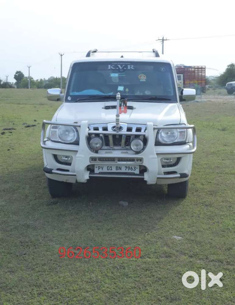 Mahindra Scorpio Classic 2011 Diesel 160000 Km Driven