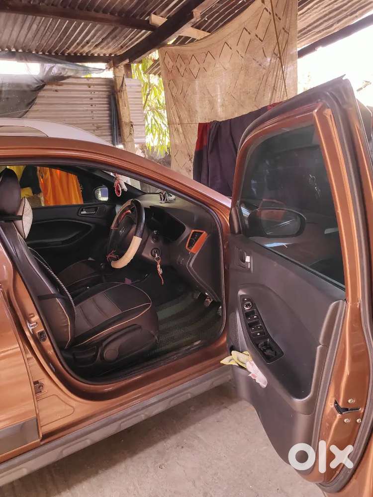 Hyundai I20 Active 2018 Petrol 32000 Km Driven