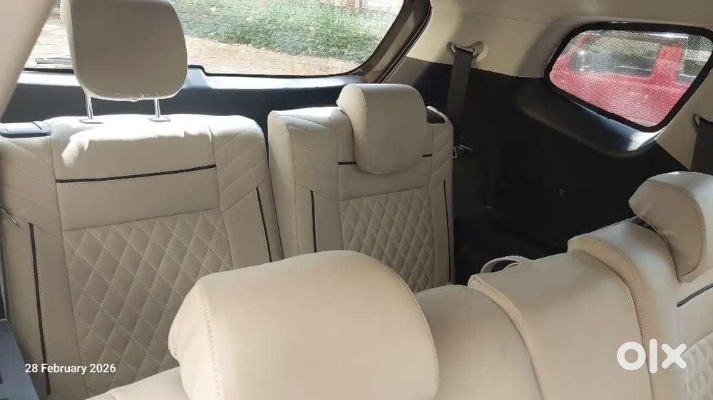 Kia Carens 2022 Petrol 180000 Km Driven